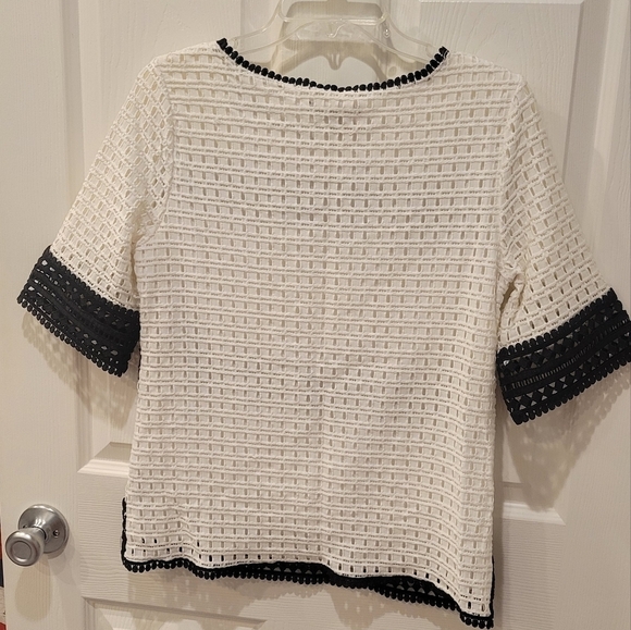 BANANA REPUBLIC EYELET TOP Size S - Picture 3 of 11